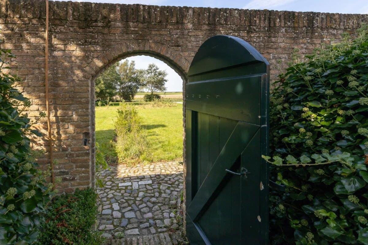 De Grote Schuur At Buitenplaats Zeeuwse Liefde Westkapelle Kültér fotó