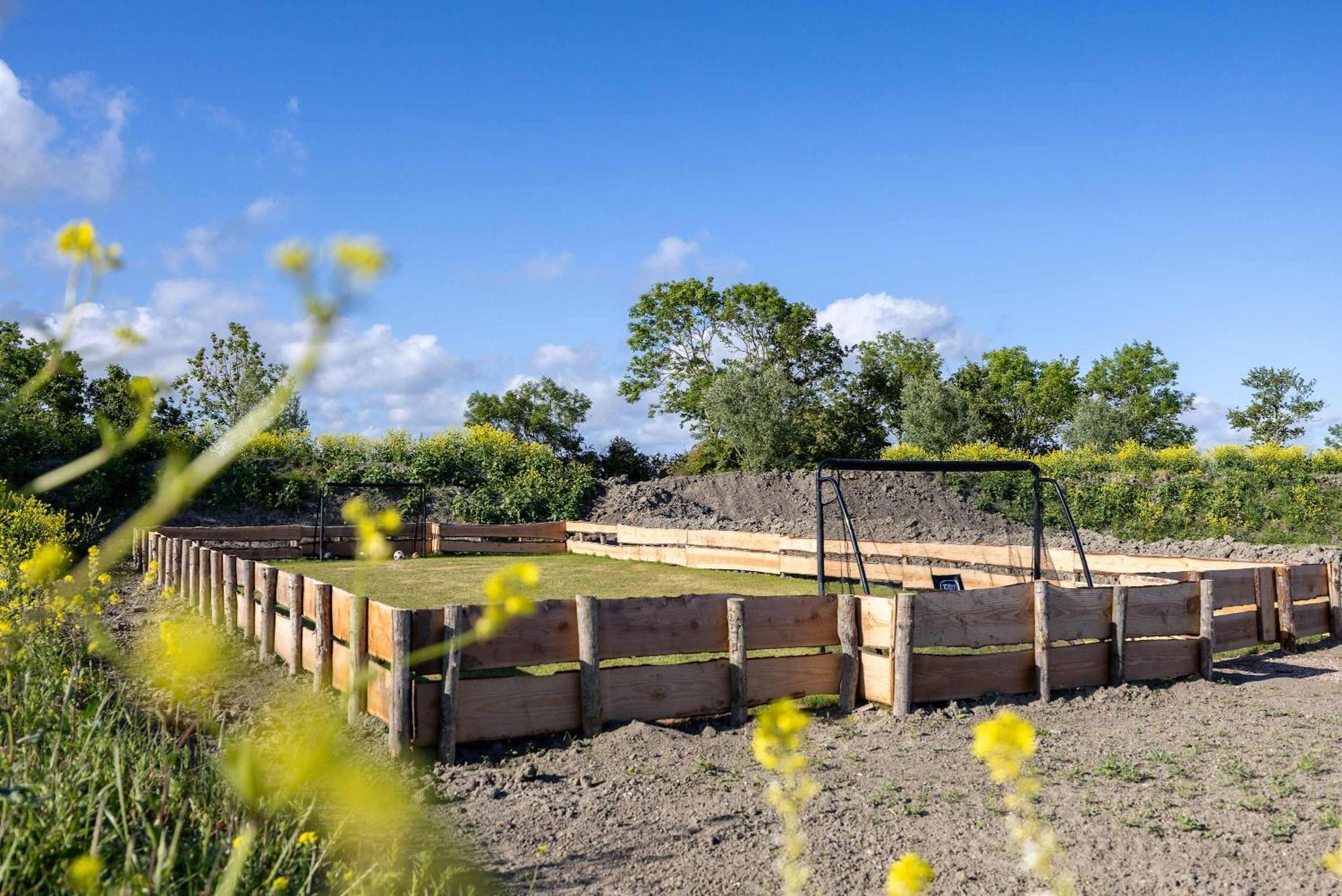De Grote Schuur At Buitenplaats Zeeuwse Liefde Westkapelle Kültér fotó